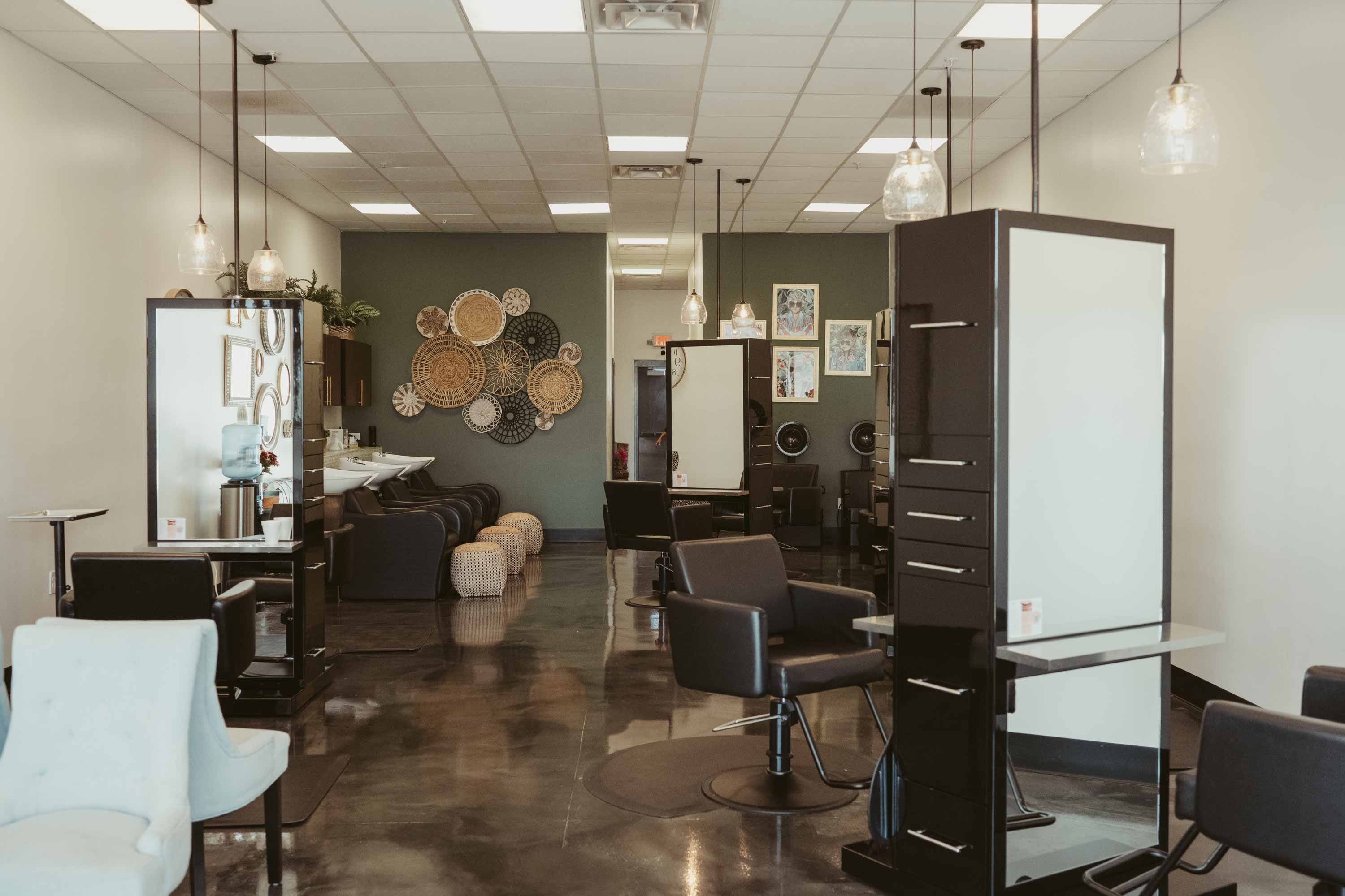 Cottage Salon interior